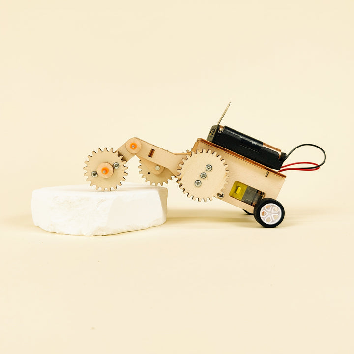 Kitsville ST034: Gear car with wheel on a block