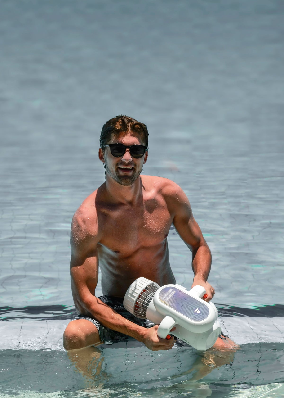 Sublue EZ Two-Speed Underwater Scooter