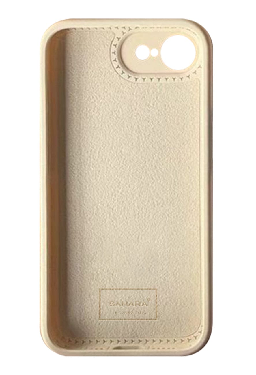 SaharaCase Venture Silicone Case for iPhone 17e & iPhone 16e — case exterior and design details