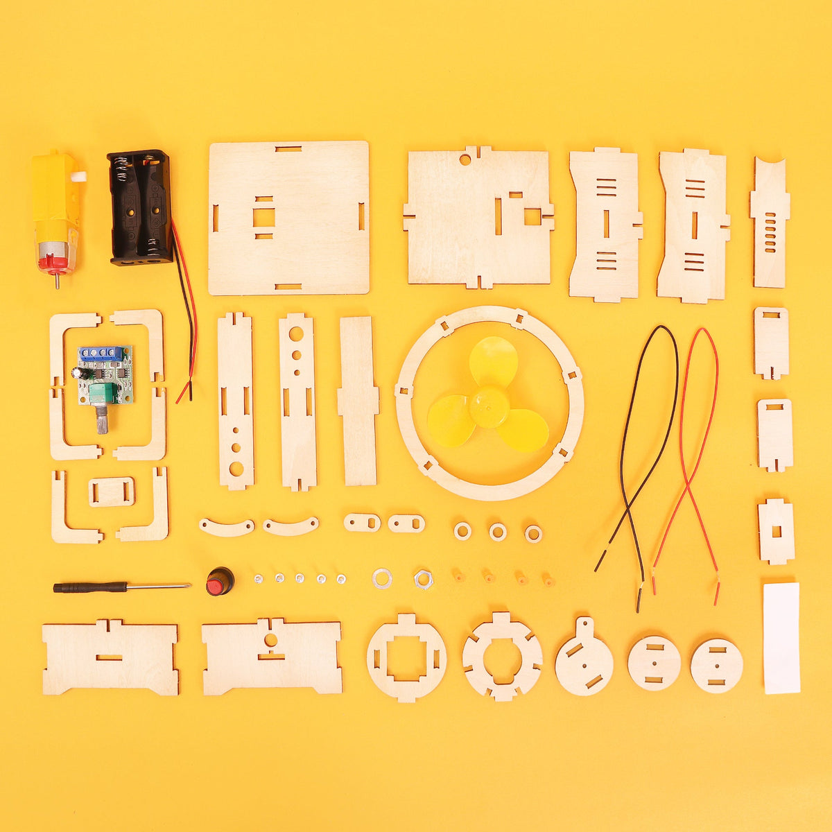 Kitsville ST052: Fan assembly parts laid out