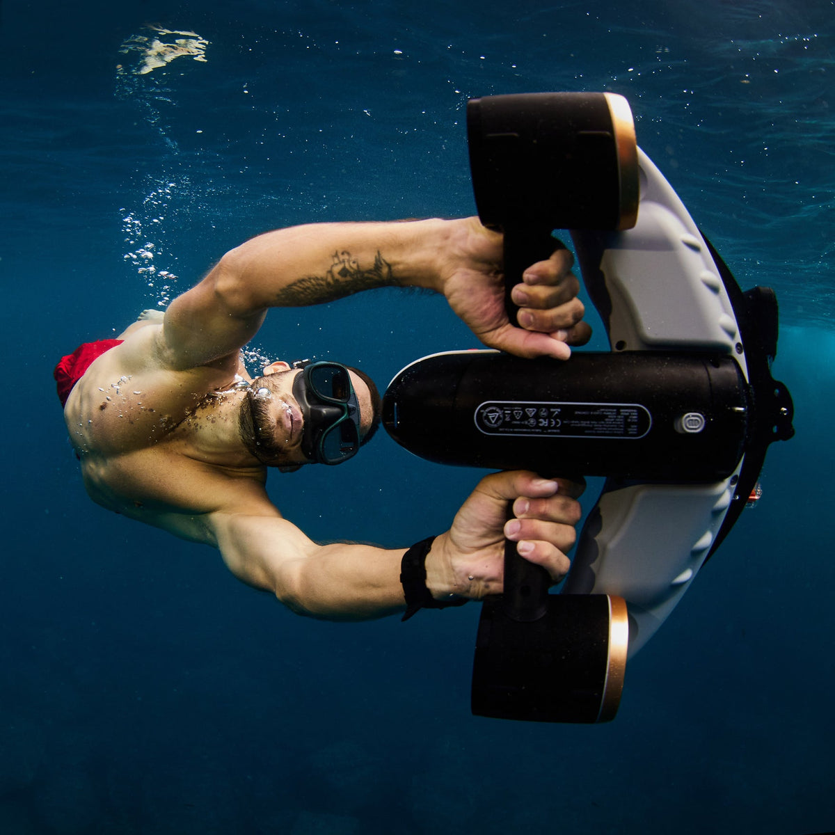 Sublue Navbow+ Underwater Scooter