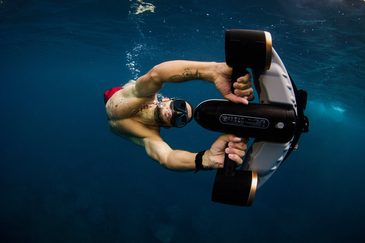Sublue Navbow+ Underwater Scooter