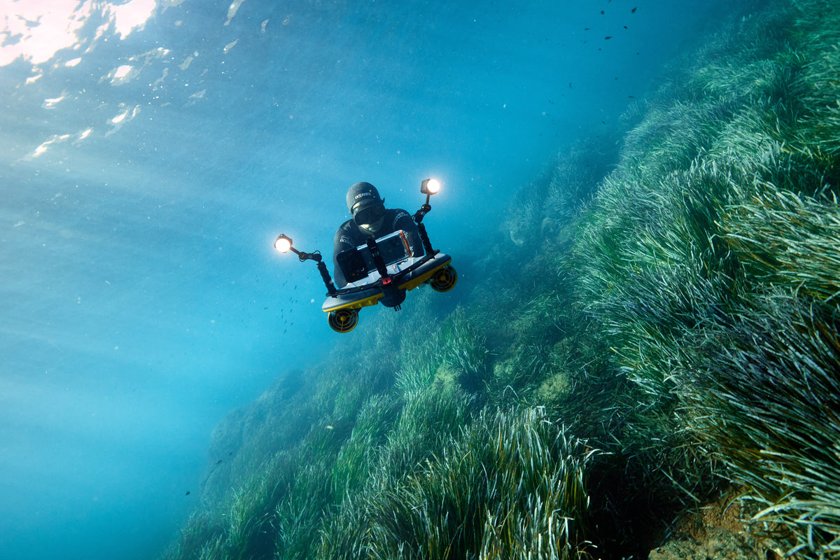 Sublue Navbow+ Underwater Scooter