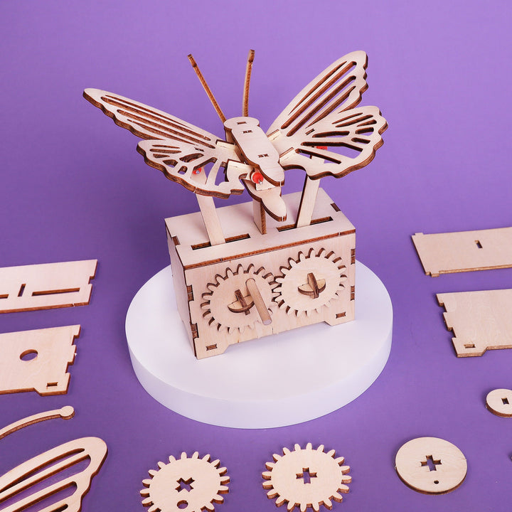 Kitsville ST024: Butterfly model and gear components