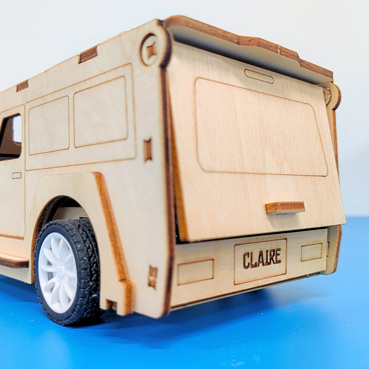 Kitsville 2.4 GHz RC SUV Building Kit — engraved-name example, personalization excluded
