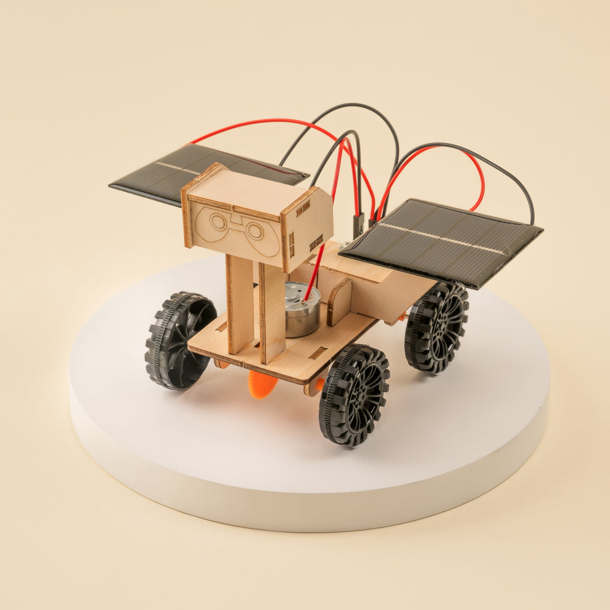 Kitsville ST040: Assembled solar rover