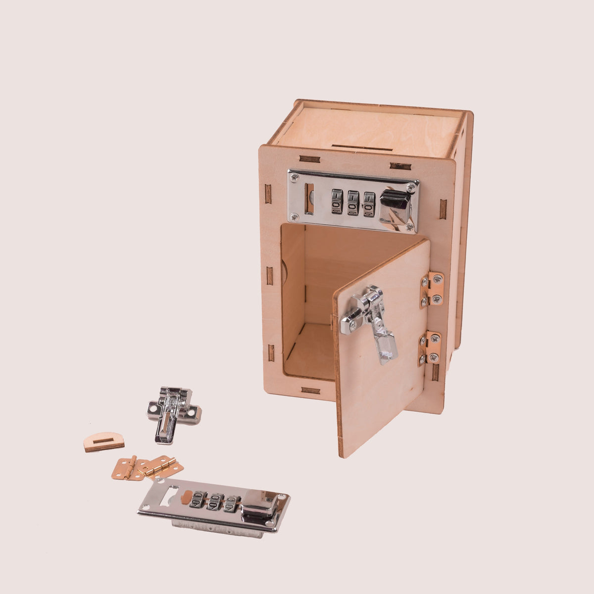 Kitsville ST005: Lock box and latch components