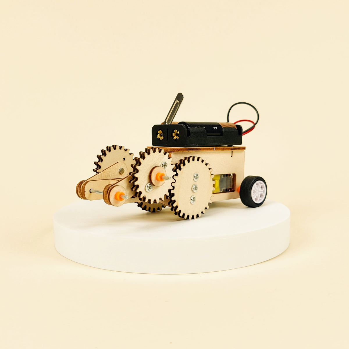 Kitsville ST034: Alternate view of assembled gear car