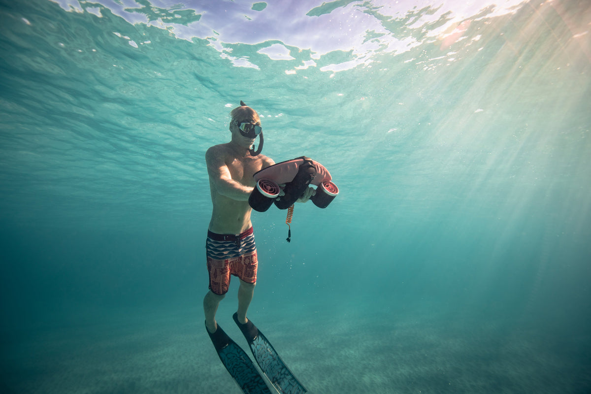 Sublue Navbow Underwater Scooter