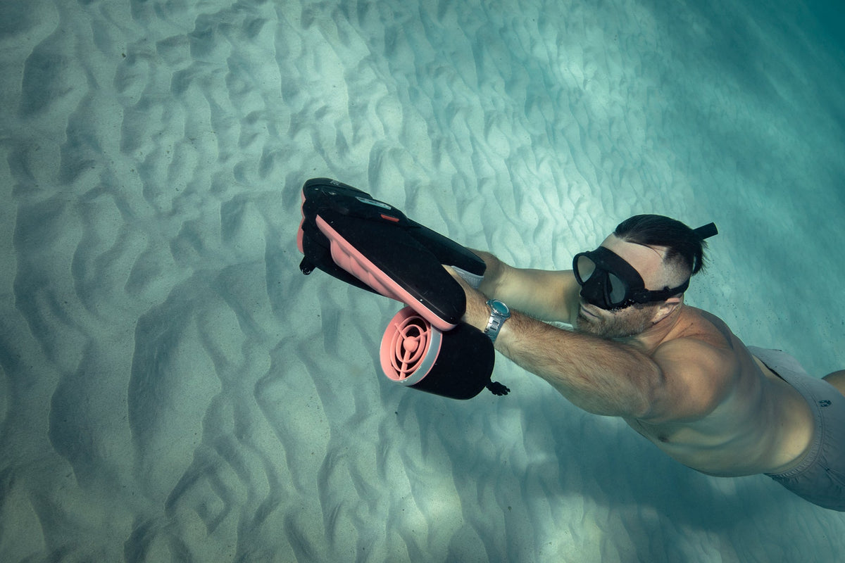 Sublue Navbow Underwater Scooter