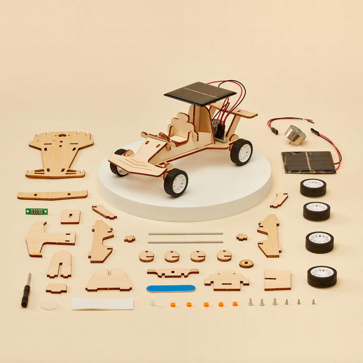 Kitsville ST014: Solar car and assembly components laid out