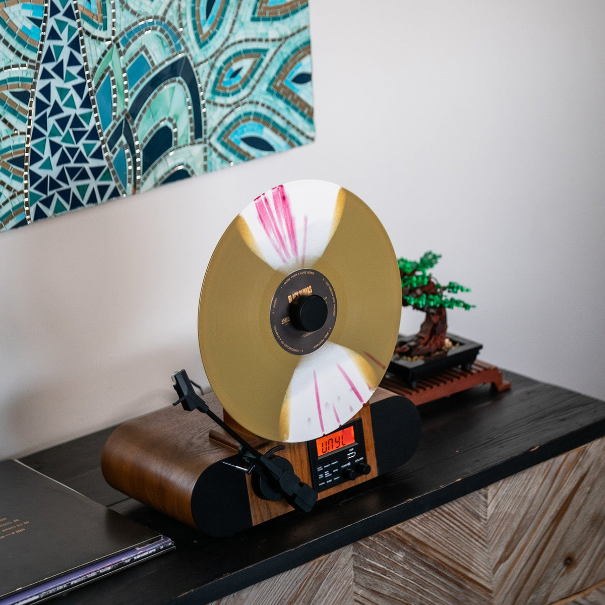 Fuse Audio Vert AT Vertical Record Player