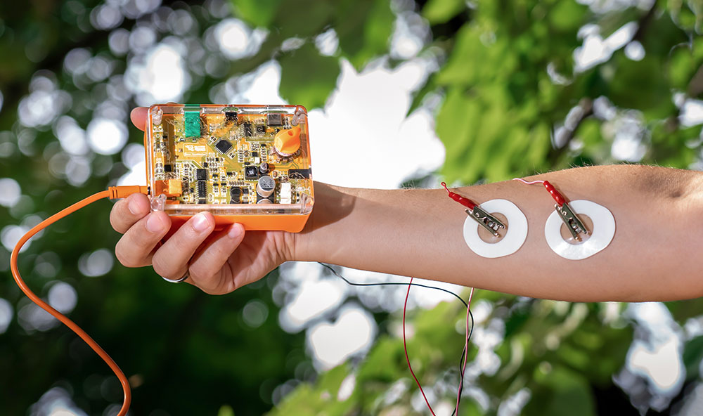 Human-Human Interface board connected to forearm electrodes